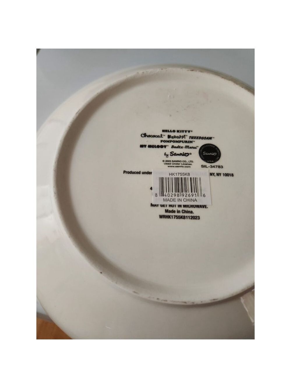 Sanrio Hello Kitty & Friends Rainbow Ceramic 9" Soup Pasta Salad Bowl - Picture 7 of 7
